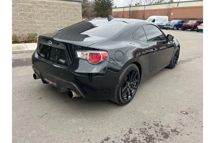 $14178 : Scion FR-S 2015 2dr Coupe 6A image 5