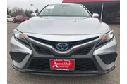 $22999 : Toyota Camry Hybrid 2021 SE thumbnail