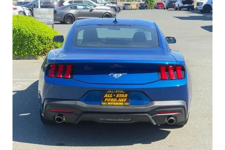 $32900 : Ford Mustang 2024 EcoBoost P image 5