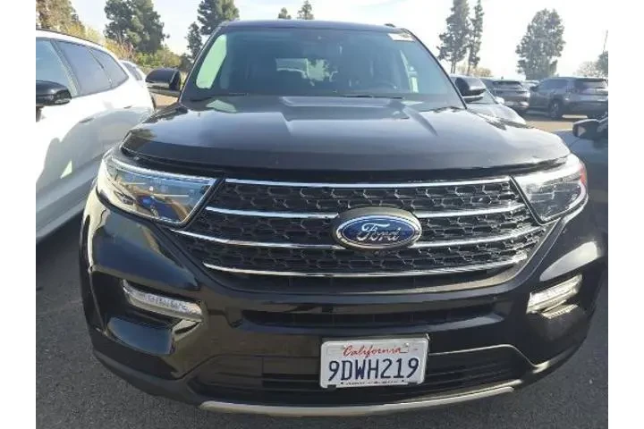 $29950 : Ford Explorer 2022 XLT 4dr S image 2