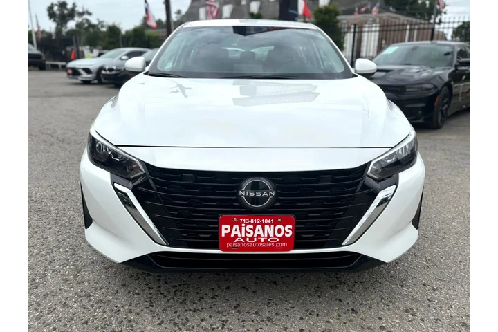 2024 Sentra SV image 3