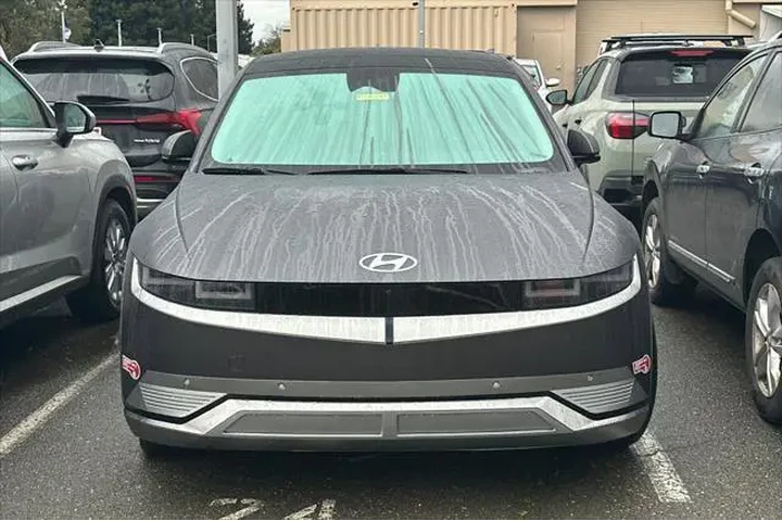 $30990 : Hyundai IONIQ 5 2023 AWD Lim image 5