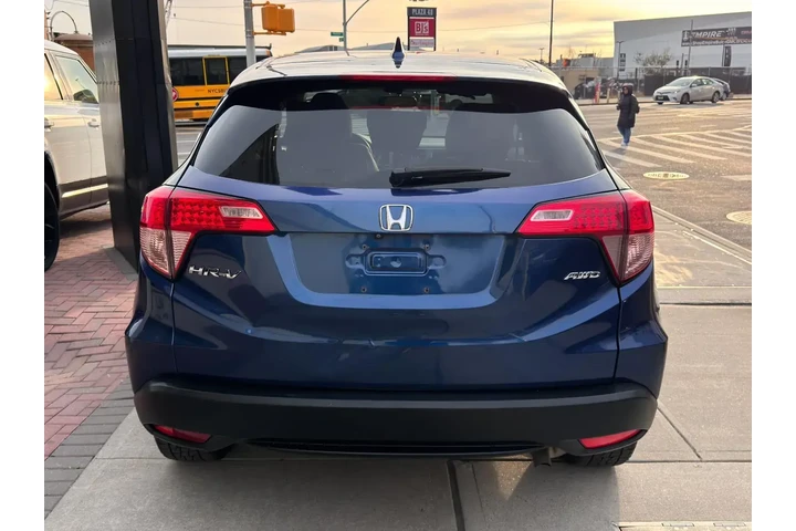 $13545 : Honda HR-V 2017 AWD EX 4dr C image 5