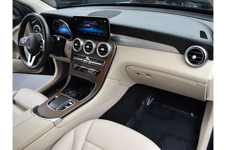 $23995 : Mercedes-Benz GLC 2020 AWD G image 7