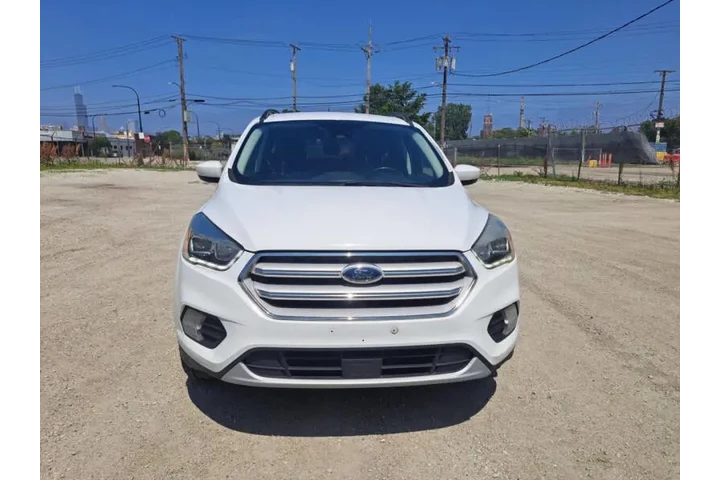 $8899 : 2018 Escape SEL image 1