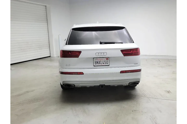 $28998 : Audi Q7 2019 AWD quattro SE image 6