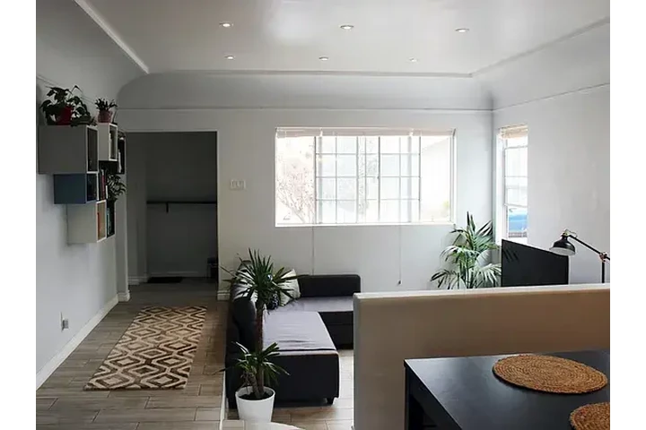 $2000 : 🟢E Spaulding St,Long Beach🏖️ image 2