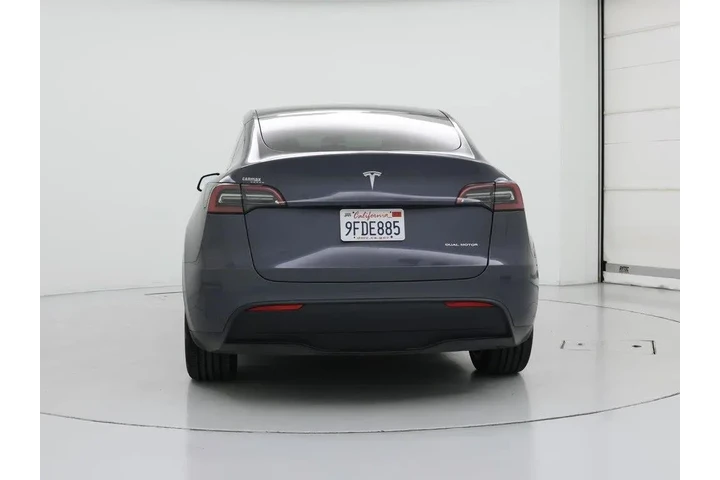 $32998 : Tesla Model Y 2023 AWD Long image 6