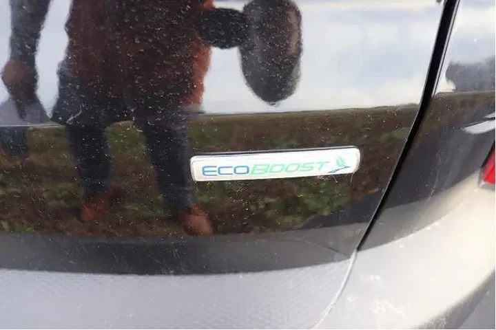 $10500 : Ford Escape 2020 S 4dr SUV image 7