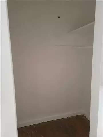 $1500 : Single Unit 500 Sq Ft Unit image 4