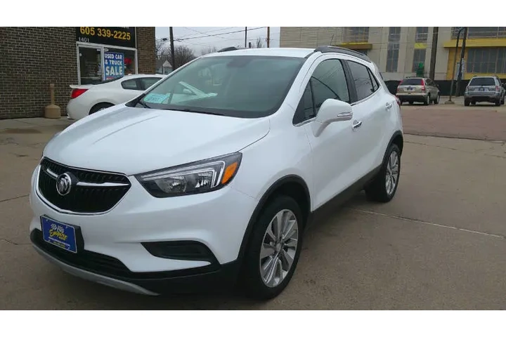 $10999 : 2017 Encore Preferred image 3