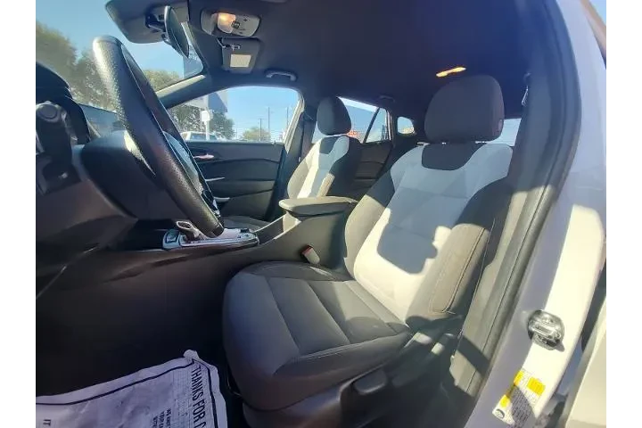 $22498 : Chevrolet Trax 2025 RS 4dr C image 8