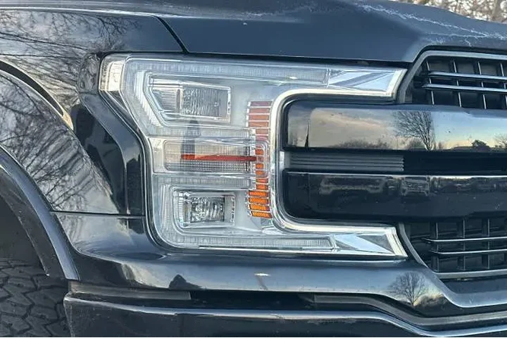 $34995 : Ford F-150 2020 4x4 Lariat 4 image 9