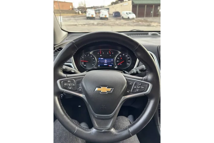 $17750 : 2022 Equinox LT image 10