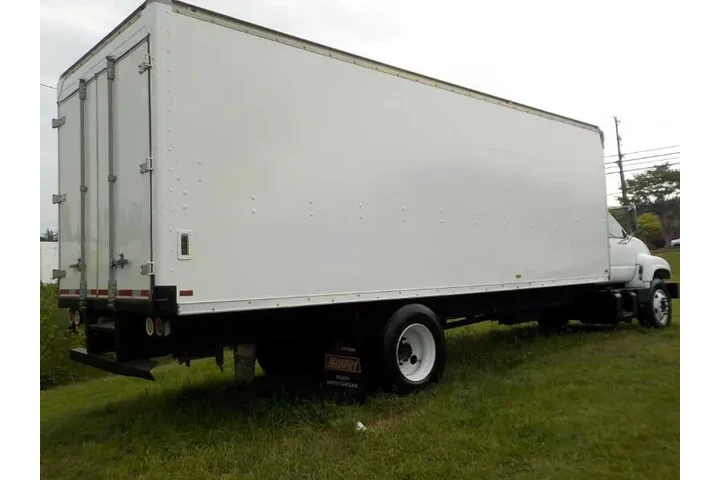 $8489 : 2001 C7H042 image 2
