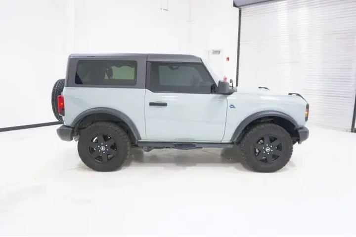 $39995 : Ford Bronco 2024 4x4 Black D image 4