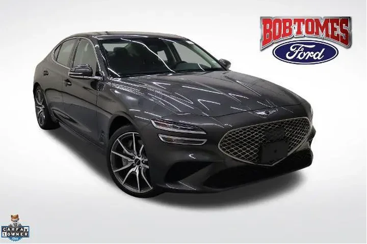 $29853 : Genesis G70 2025 2.5T Standa image 1