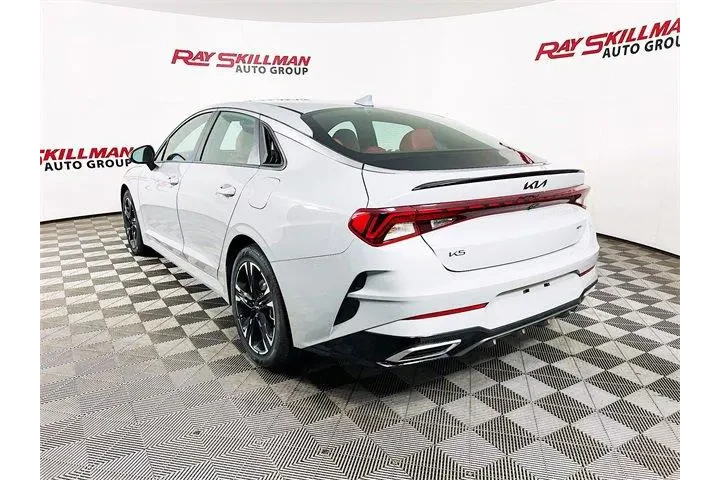 $30975 : Kia K5 2023 GT-Line 4dr Seda image 5