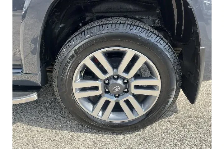 $39989 : Toyota 4Runner 2024 4x4 TRD image 9