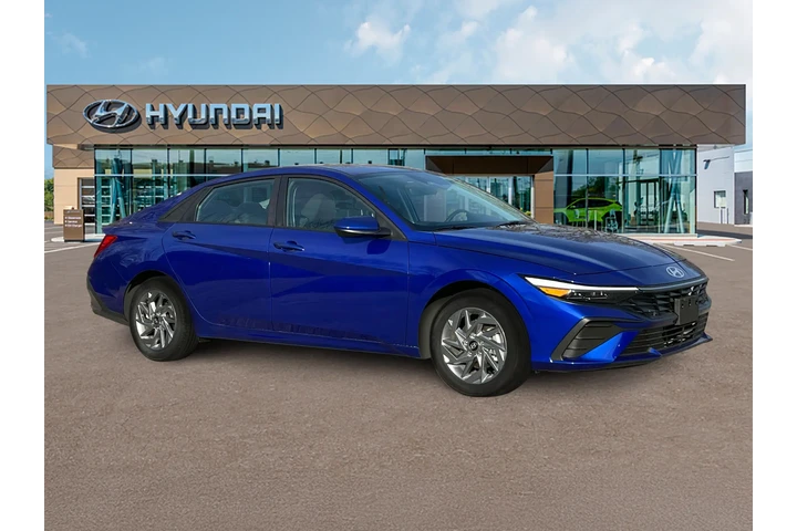 $20493 : Hyundai ELANTRA 2024 SEL 4dr image 10