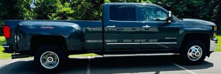 $50000 : 2017 Silverado 3500HD LTZ image 4