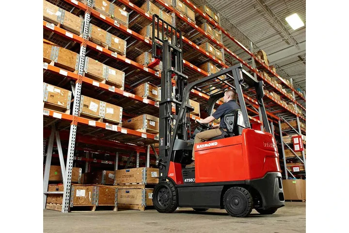 Operador de Montacargas image 2