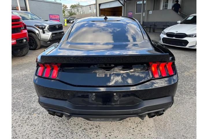 2024 Mustang GT Premium Fastb image 5