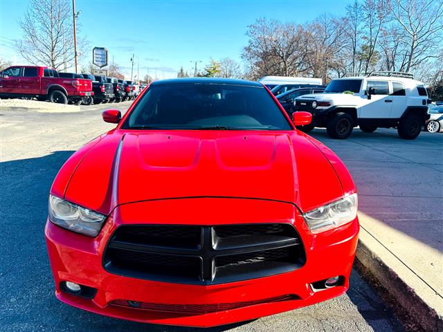 $13991 : 2014 Charger 4dr Sdn RT Max R image 9