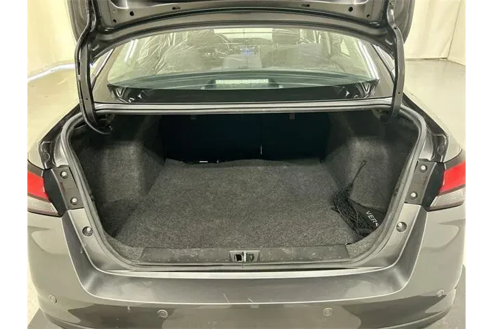 $17899 : Nissan Versa 2022 S 4dr Seda image 4