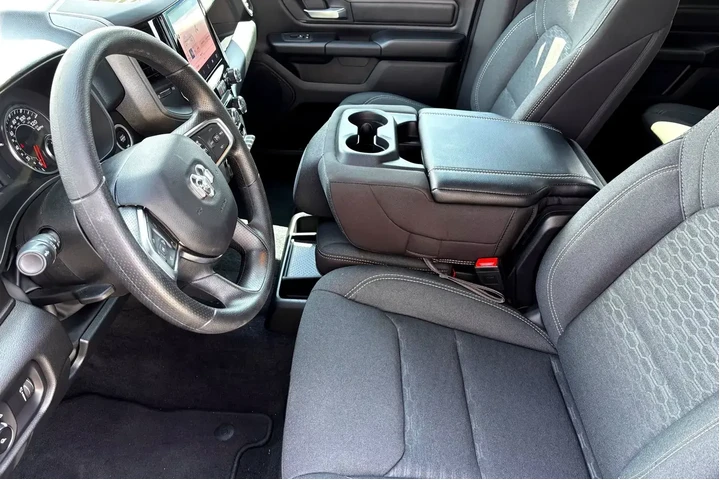 $39977 : Ram 1500 2025 4x4 Tradesman image 8