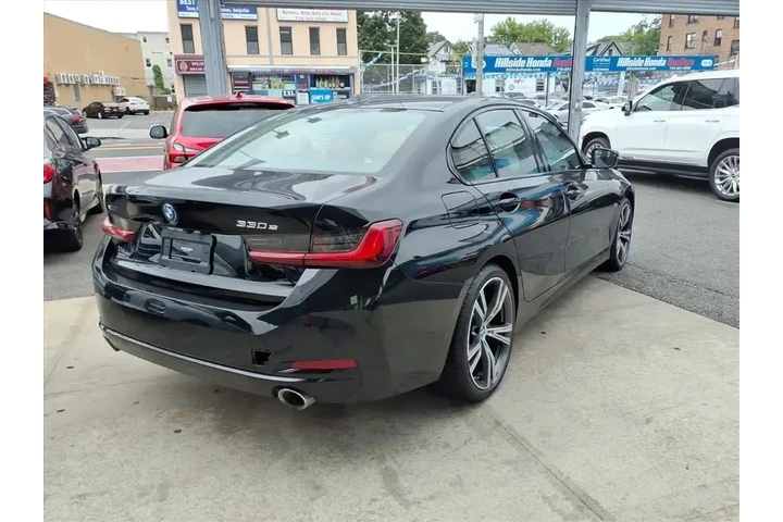 $35999 : BMW 3 Series 2023 AWD 330e x image 7