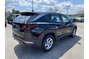 $20900 : Hyundai TUCSON 2022 AWD SE 4 thumbnail