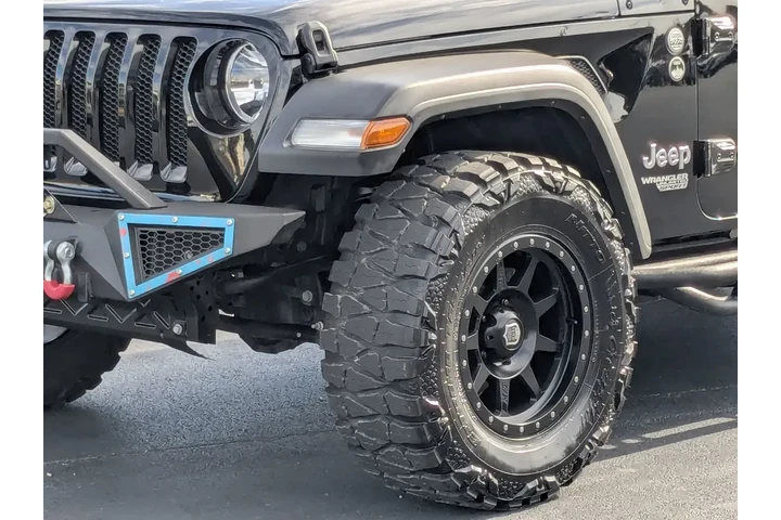 $28420 : Jeep Wrangler Unlimited 2021 image 9