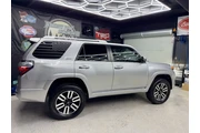 $25995 : 2016 4Runner thumbnail