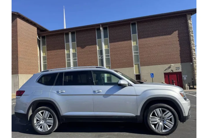 $12999 : 2019 Atlas V6 SEL Premium 4Mo image 5