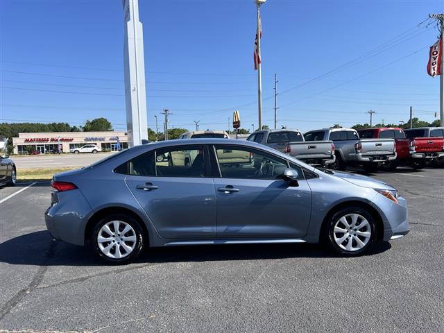 $20990 : PRE-OWNED 2021 TOYOTA COROLLA image 8