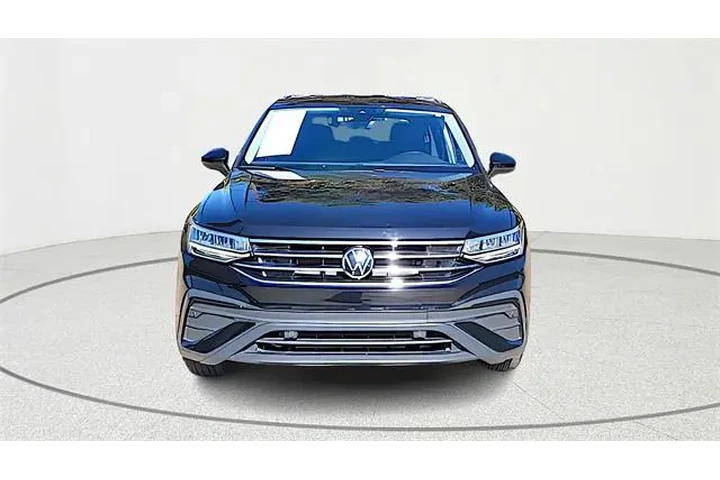$20794 : Volkswagen Tiguan 2024 Wolfs image 2