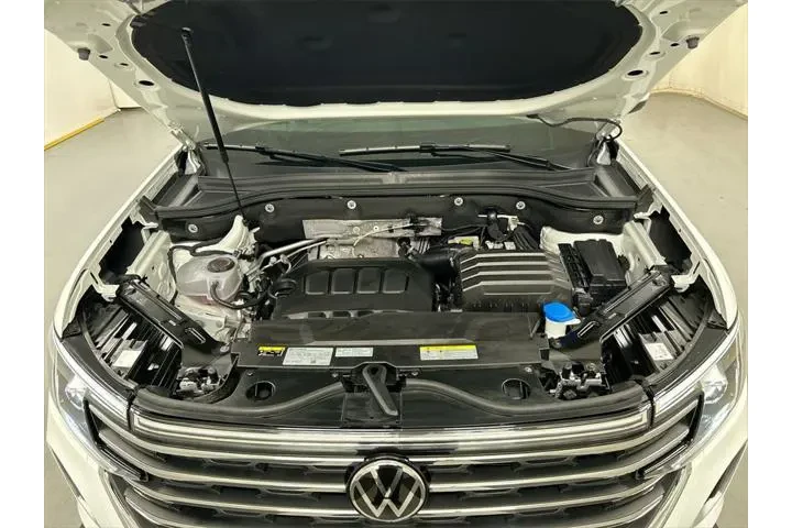 $38877 : Volkswagen Atlas 2025 AWD SE image 10