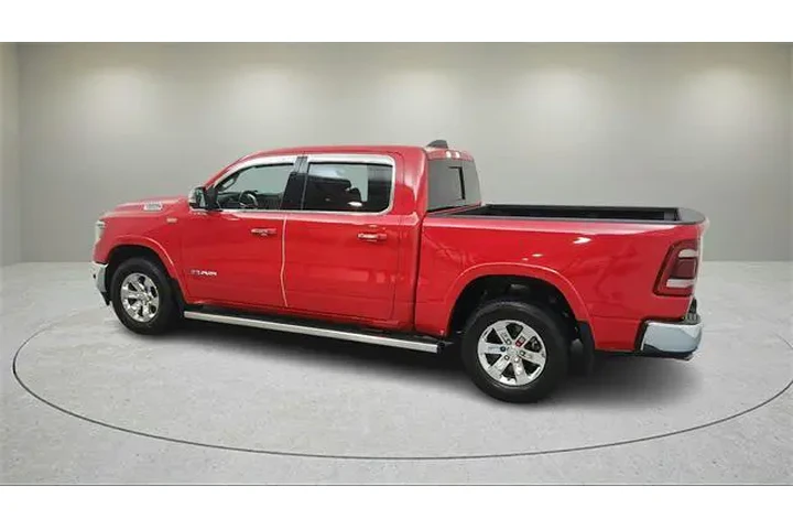 $37999 : Ram 1500 2022 4x4 Laramie 4d image 6