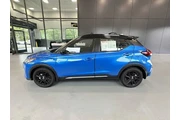 $24895 : Nissan Kicks 2024 SR 4dr Cro thumbnail