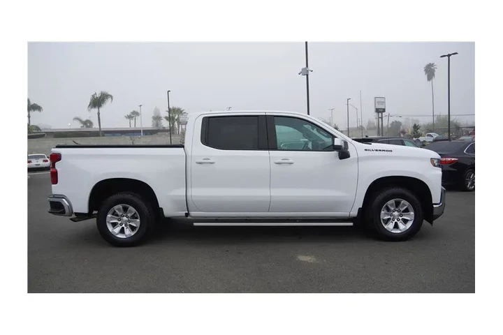 $32984 : 2020 Silverado 1500 LT image 4