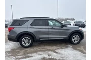 $29999 : Ford Explorer 2023 AWD XLT 4 thumbnail