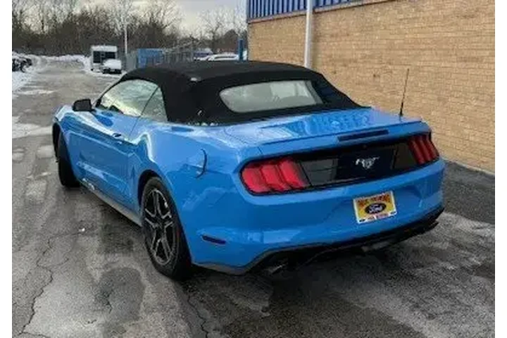 $22967 : Ford Mustang 2022 EcoBoost P image 5