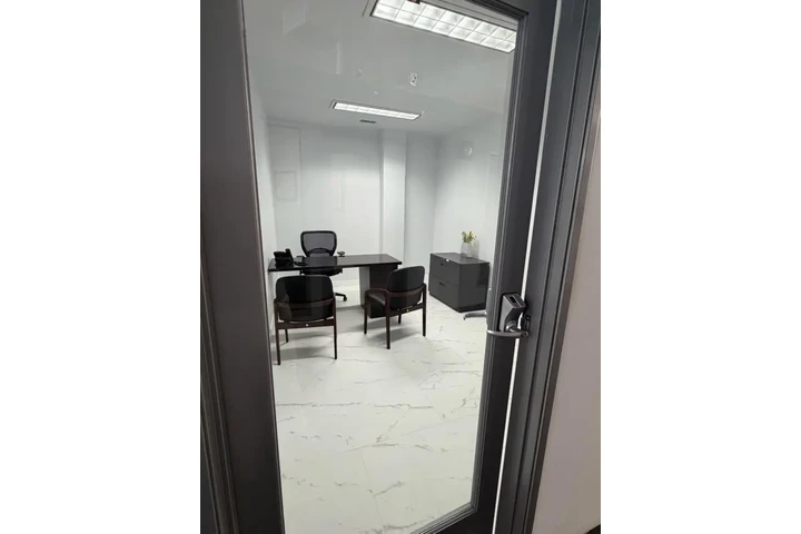 RENTO ESPACIOS PARA NEGOCIOS image 2