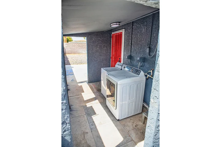 $900 : Esta fabulosa casa renovada image 3