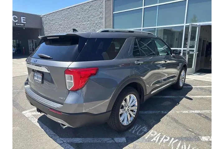 $31995 : Ford Explorer Hybrid 2021 AW image 5