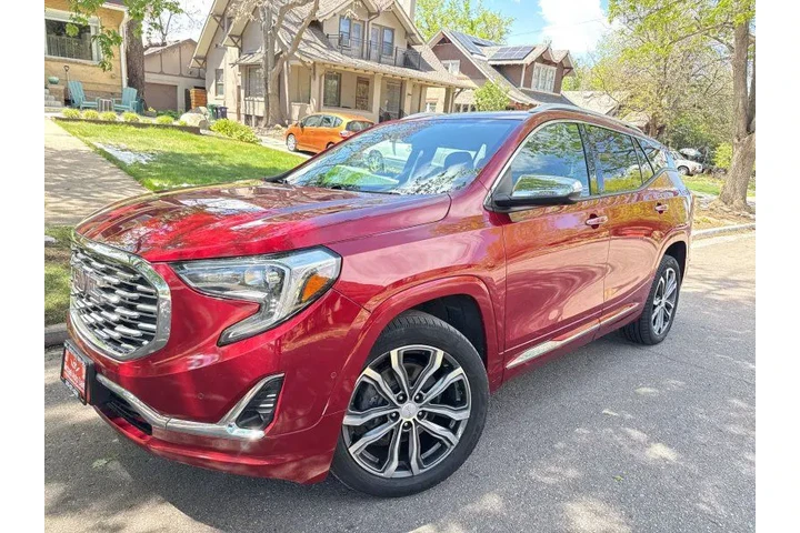 $16995 : 2019 GMC Terrain Denali image 1