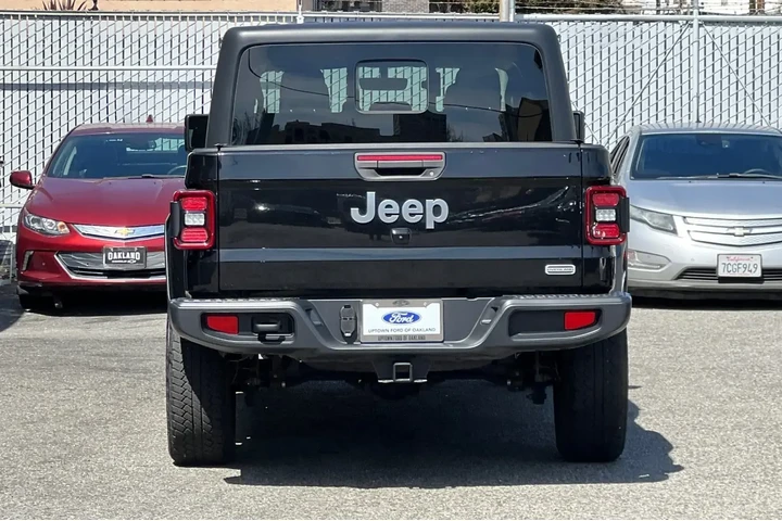 $32995 : Jeep Gladiator 2020 4x4 Over image 5