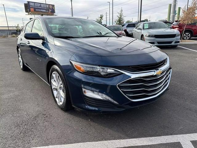 $20995 : Pre-Owned 2021 Malibu LT Seda image 4