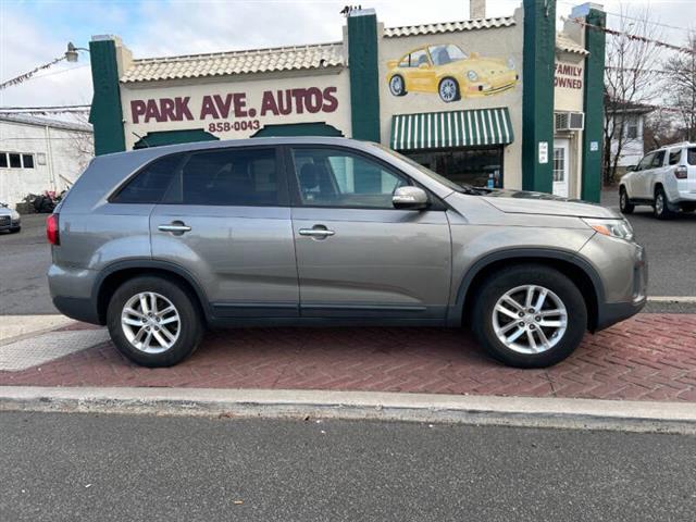 $7995 : 2015 Sorento LX image 3